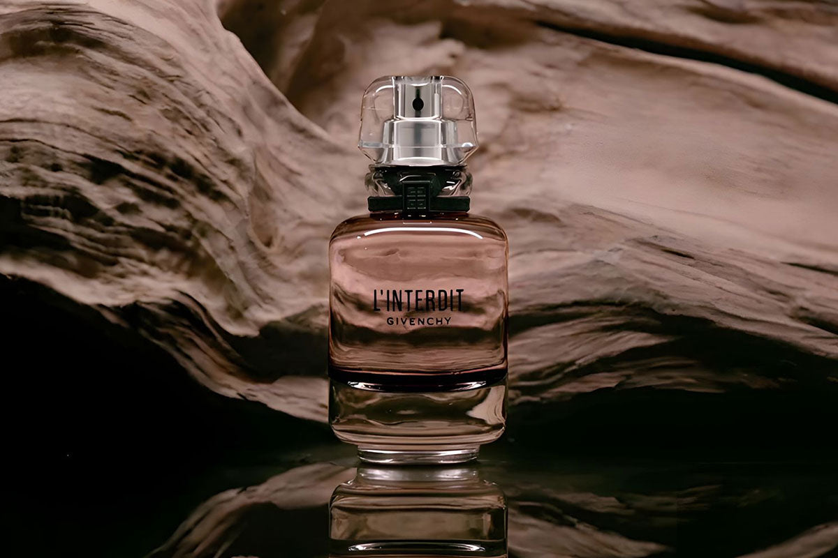 L’interdit di Givenchy un tributo alla femminilità