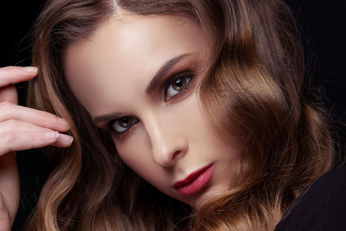 Lucidante capelli e cristalli liquidi per uno stile scintillante - Tre Pi Profumerie