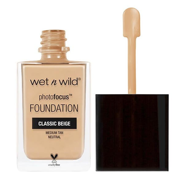 WET N WILD FONDOTINTA PHOTO FOCUS CLASSIC BEIGE E371C - Tre Pi Profumerie