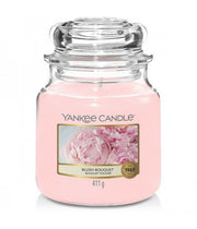 YANKEE CANDLE CANDELA PROFUMATA MEDIUM BLUSH BOUQUET - Tre Pi Profumerie