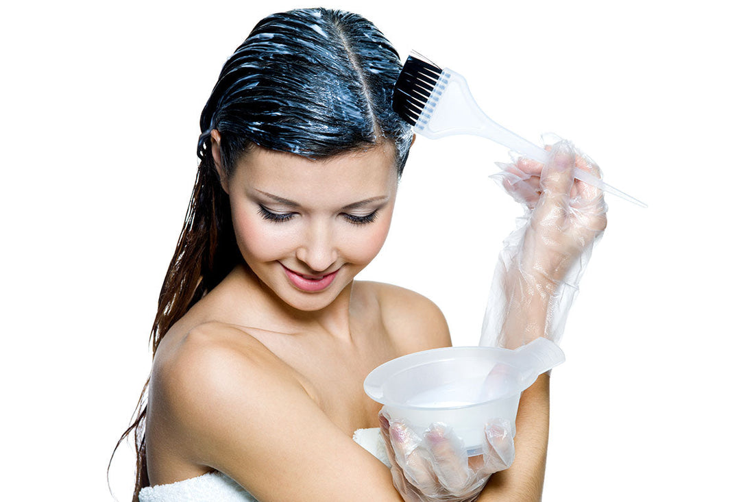 Colata capelli. Come fare il bagno di colore e quali prodotti usare. - Tre Pi Profumerie