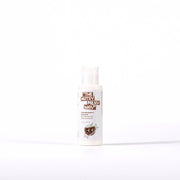 Latte detergente e struccante