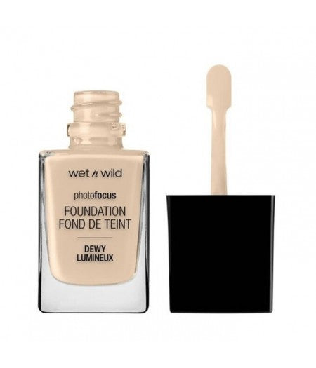 WET N WILD FONDOTINTA PHOTO FOCUS DEWY NUDE IVORY 520E - Tre Pi Profumerie